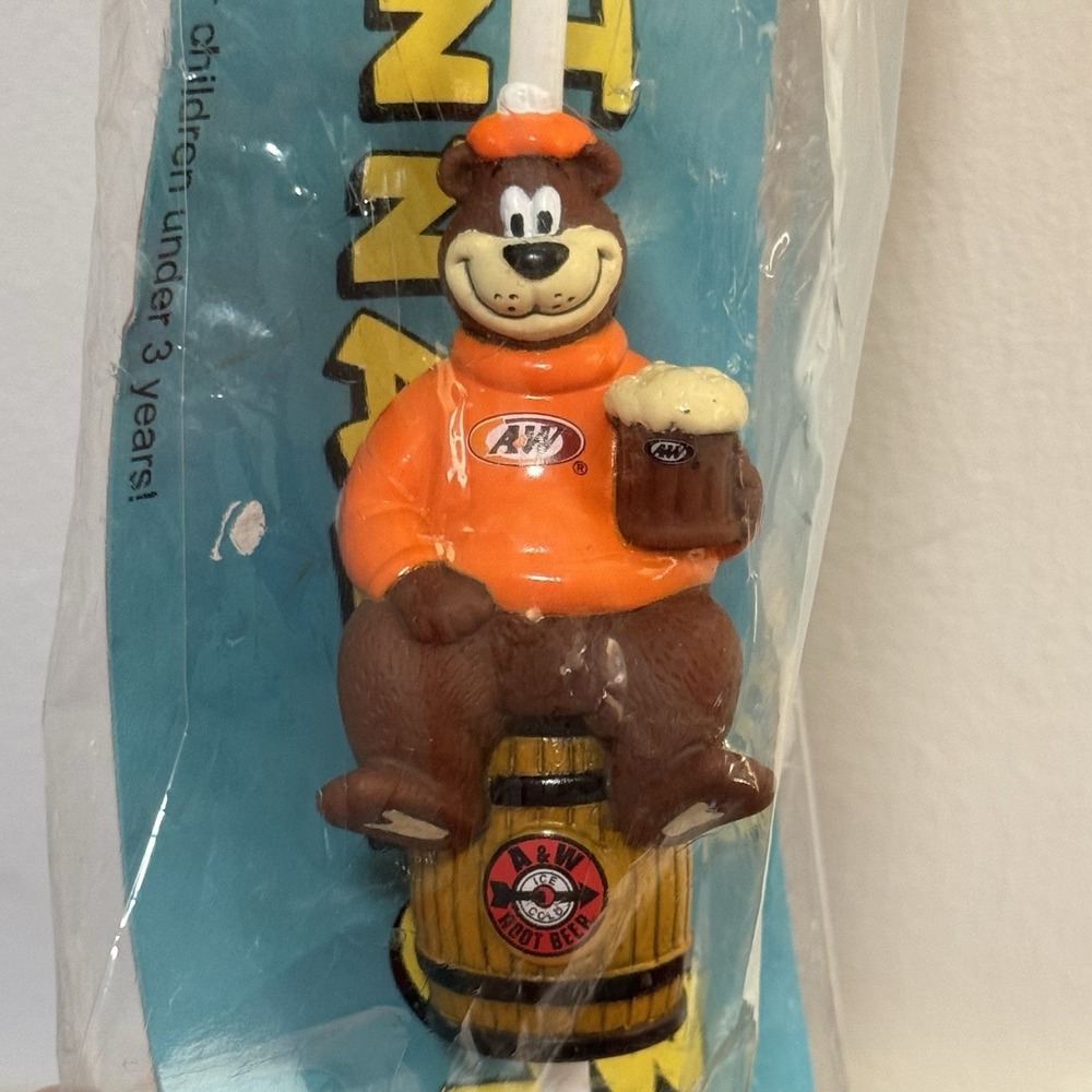 RARE 2001 A&W Root Beer - Rooty The Great Root Bear straw holder toy 4" NEW